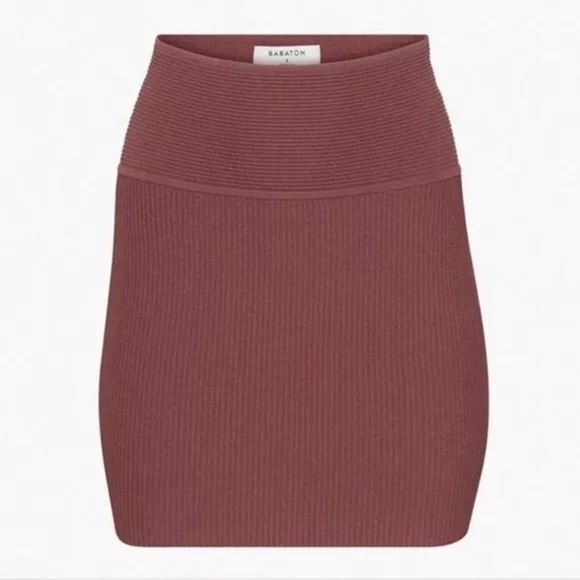 Aritzia Babaton Sundried Red Sculpt Knit Mini Skirt Size Small - Picture 1 of 4